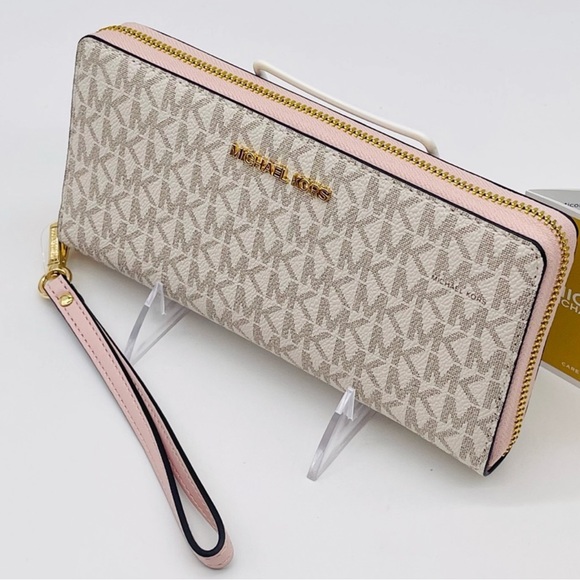 Michael Kors Large Continental Wallet Wristlet - Picture 3 of 7